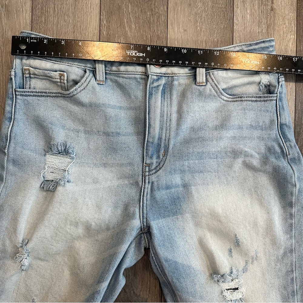 KanCan Mom Fit Ultra High Rise Distressed Light Blue Frayed Hem Ankle Jean - Picture 4 of 9
